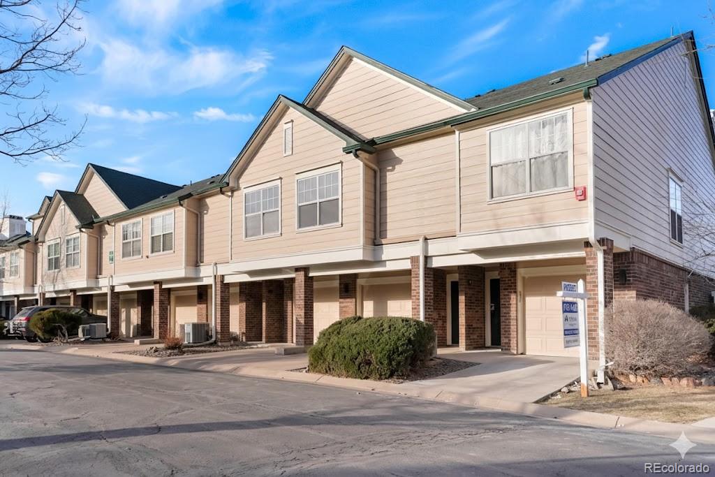 1857 Spaulding Circle