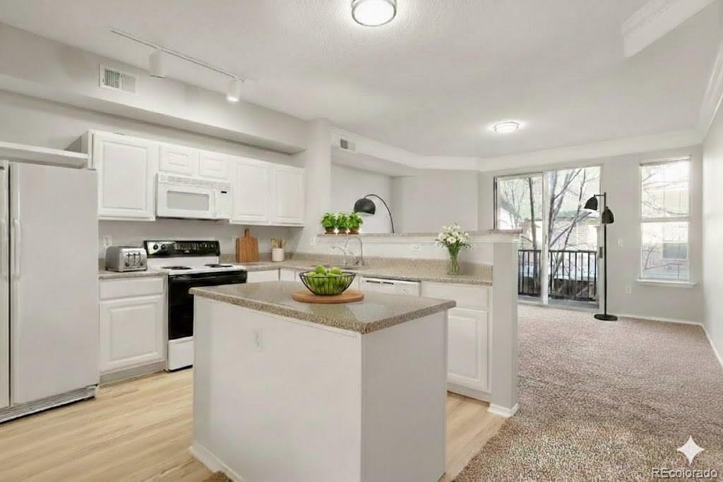 1857 Spaulding Circle