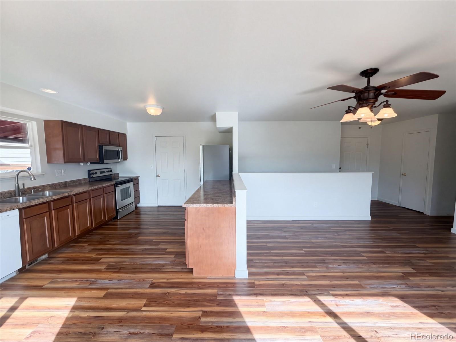 3820 Dove Lane