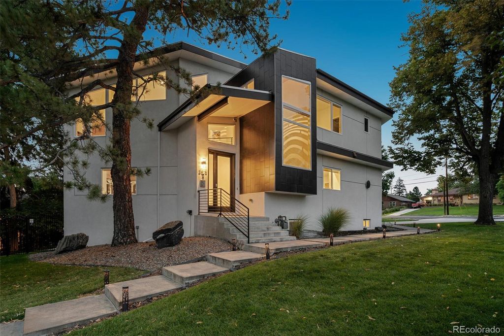 Photo of 3818 Everett Street, Wheat Ridge, CO 80033 (MLS # 5504569)