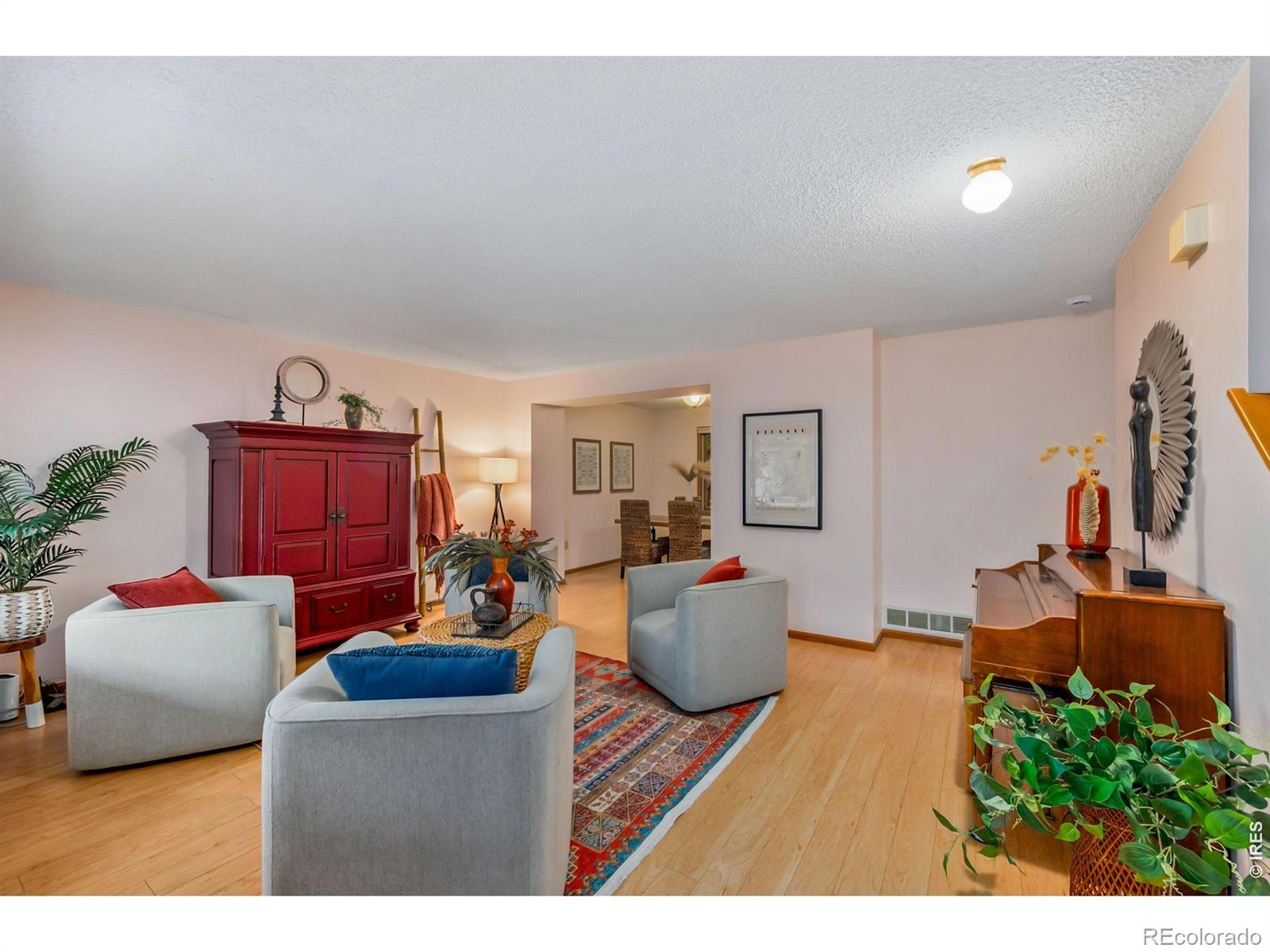 1631 Dogwood Court