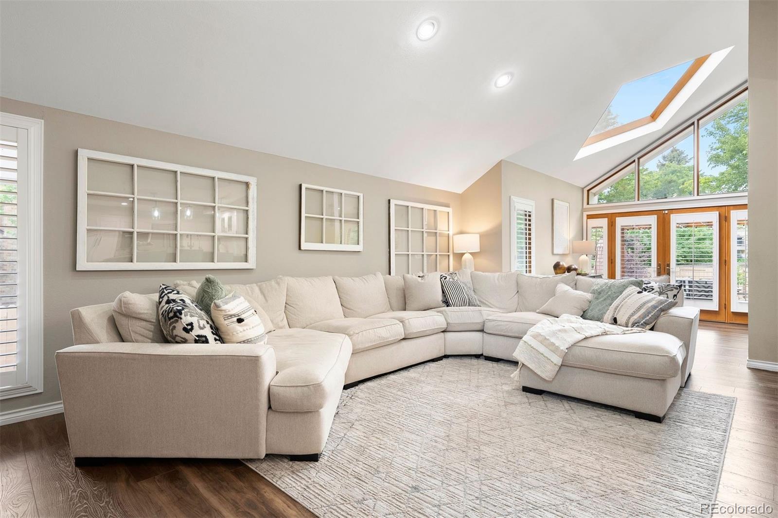 7703 S Grape Court