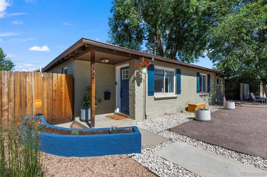 Photo of 3051 Grape Street, Denver, CO 80207 (MLS # 7756568)