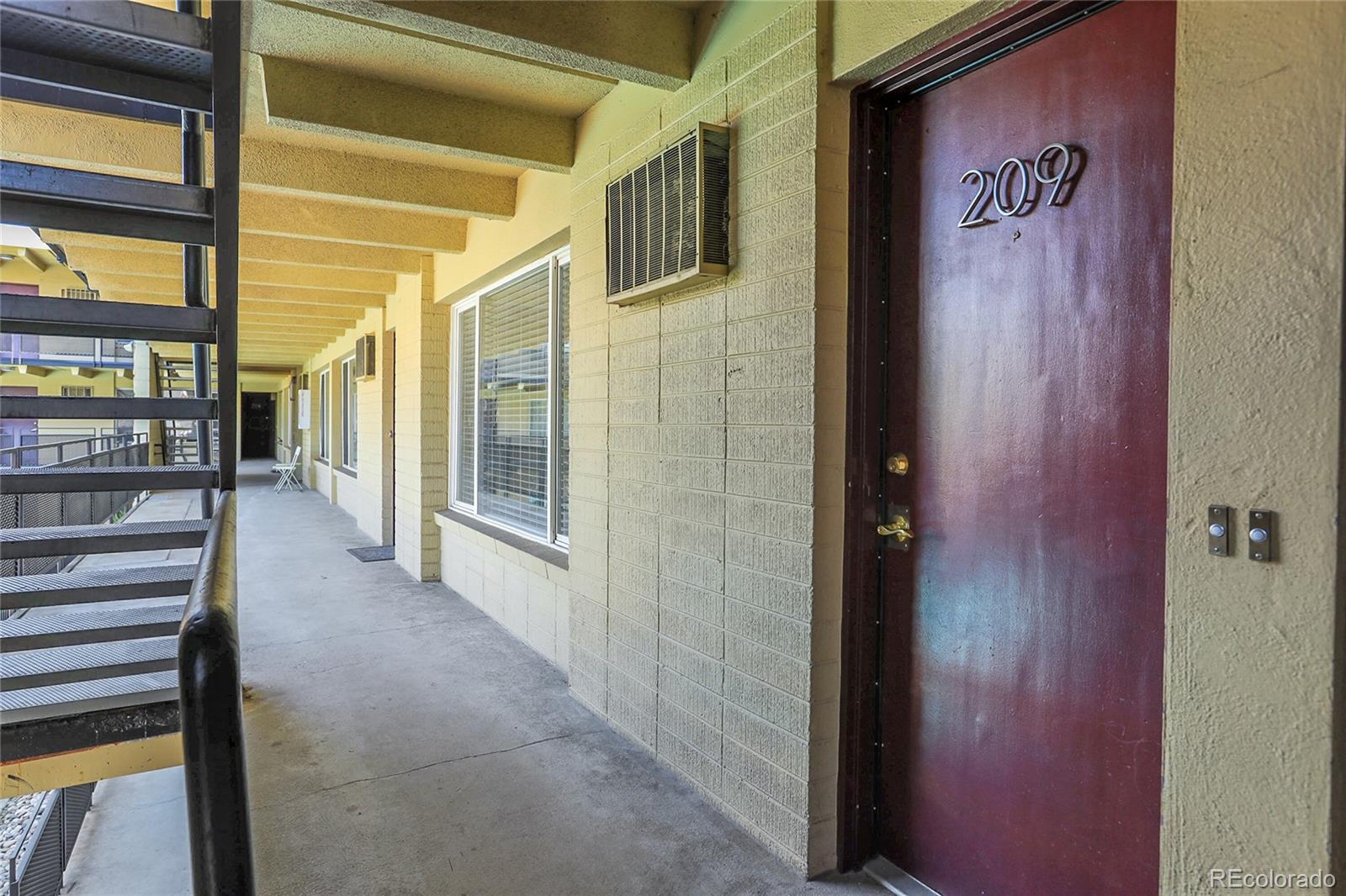 250 N Pearl Street 209