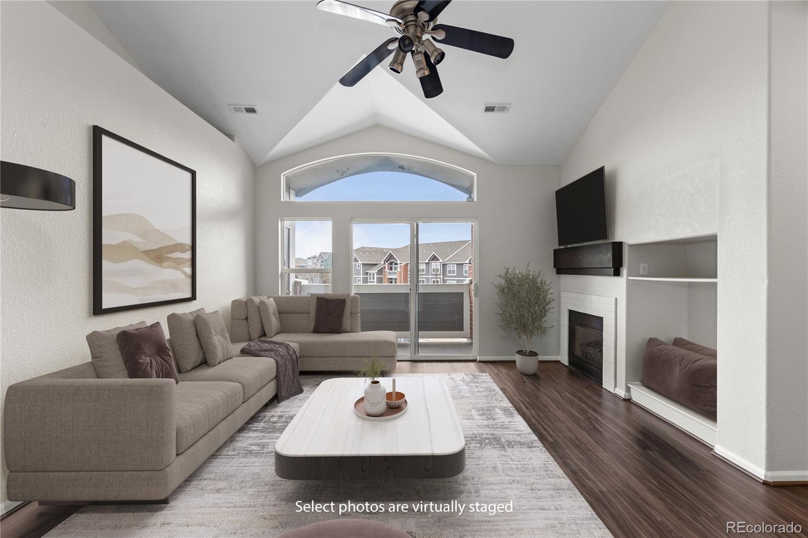 14251 E 1st Drive 305