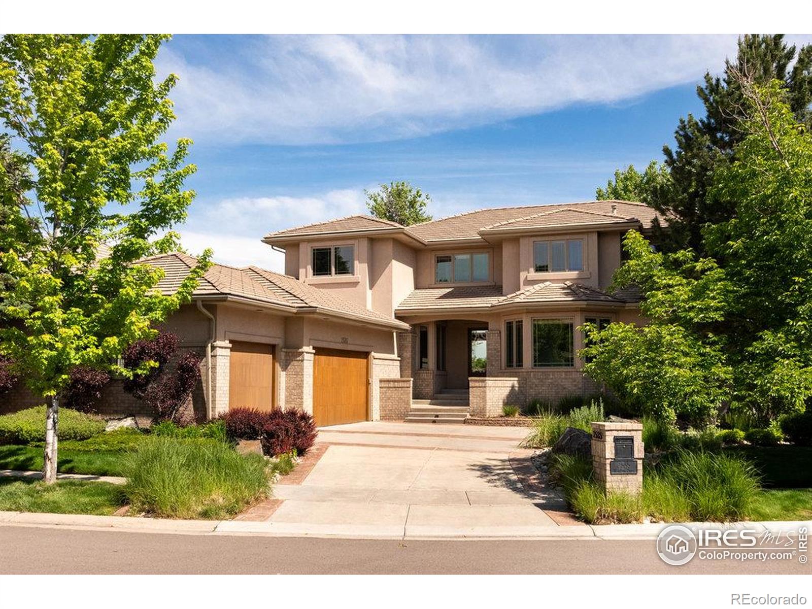 2535 W 115th Drive