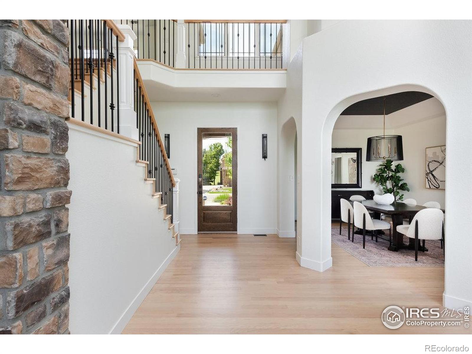 2535 W 115th Drive