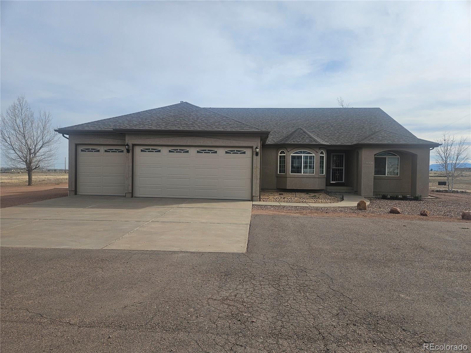 Photo 1 of 50 — 1408 E Kiva Drive, Pueblo, CO 81007