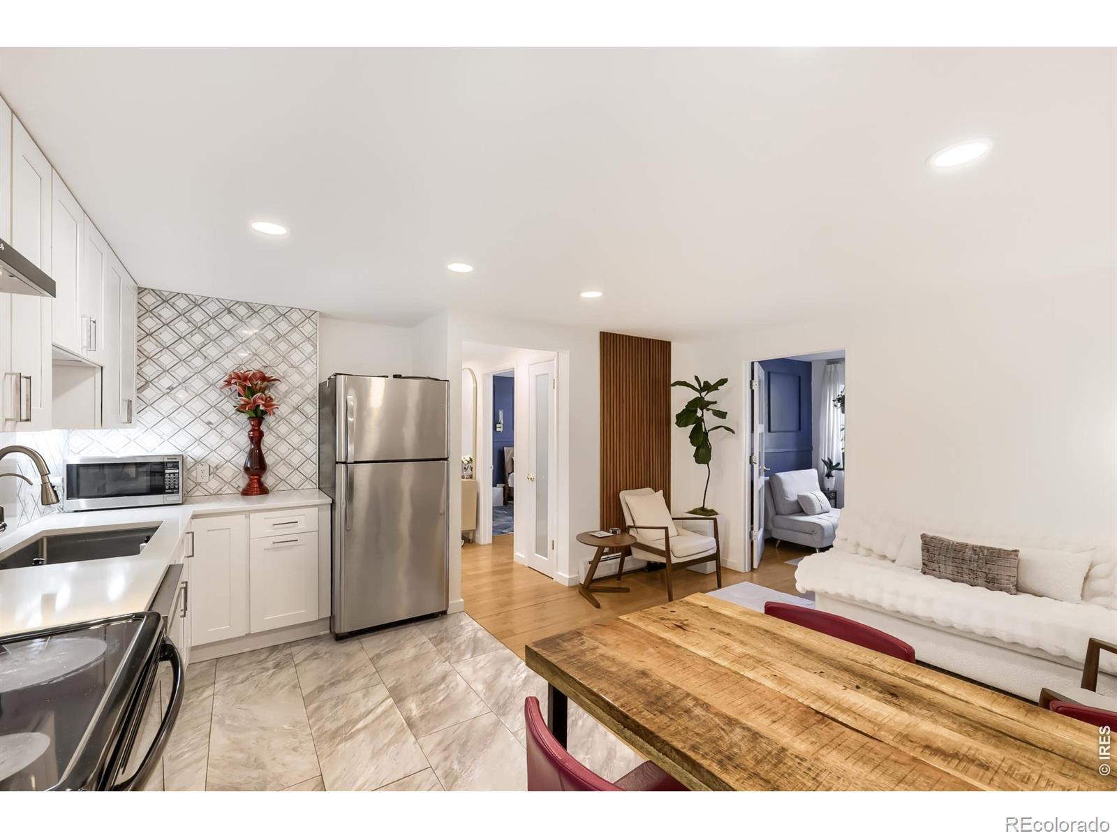 1270 N Marion Street 210