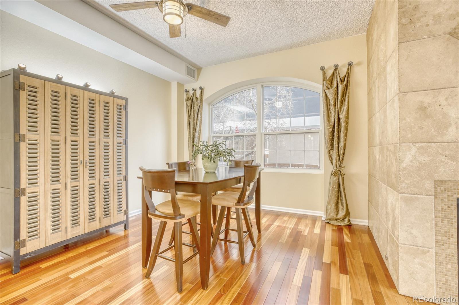 1200 Cherokee Street 105