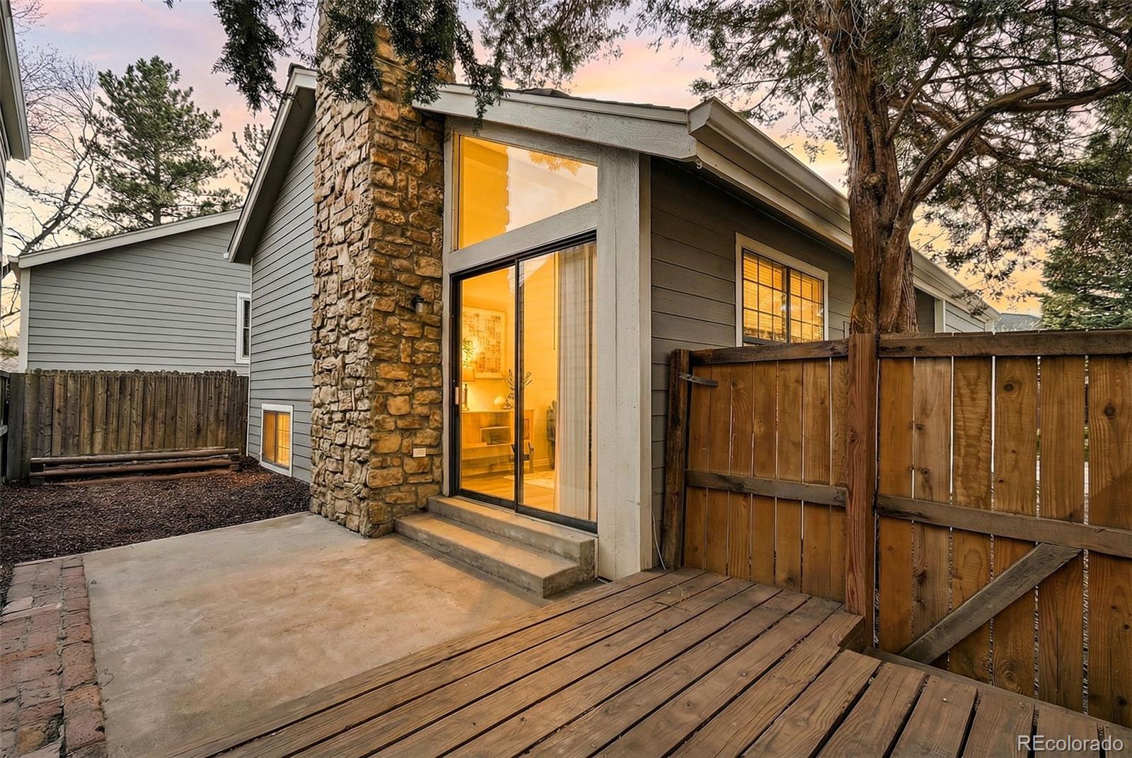 2993 S Revere Street