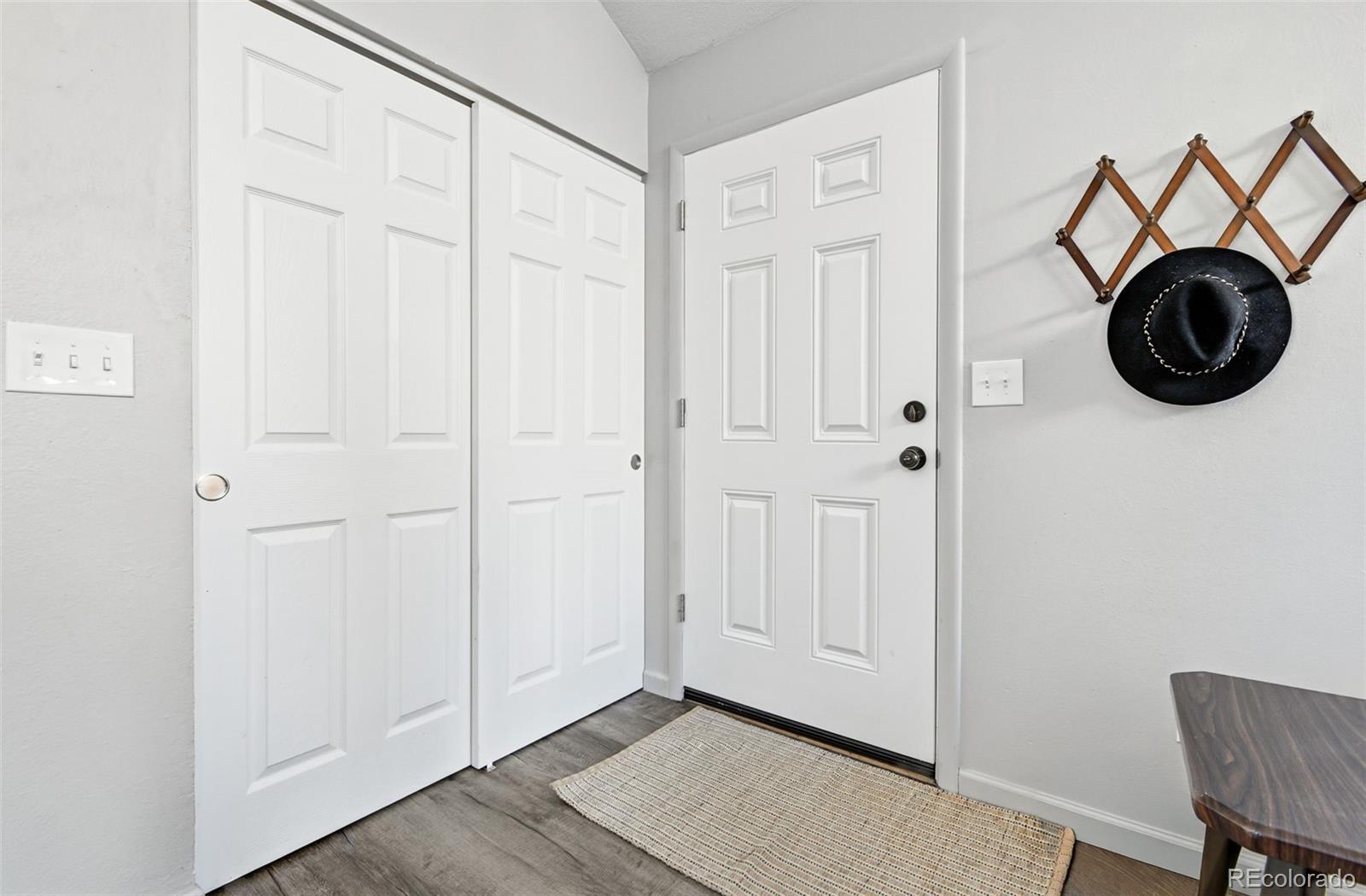 2993 S Revere Street