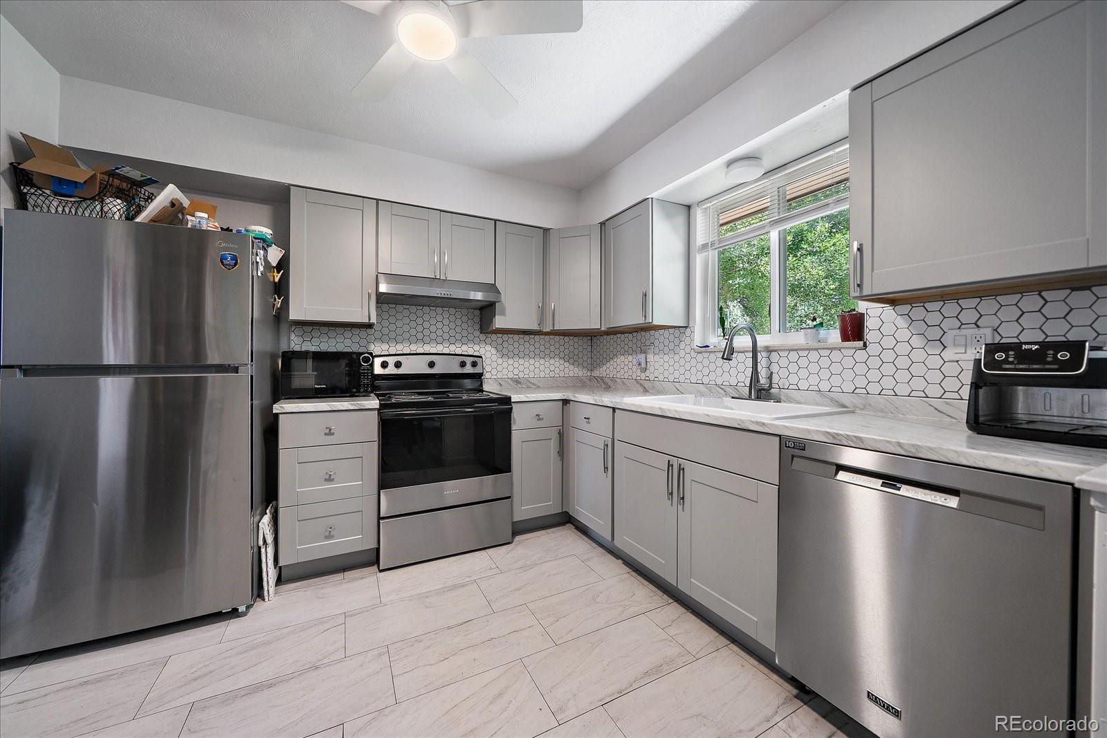 11215 W 46th Place
