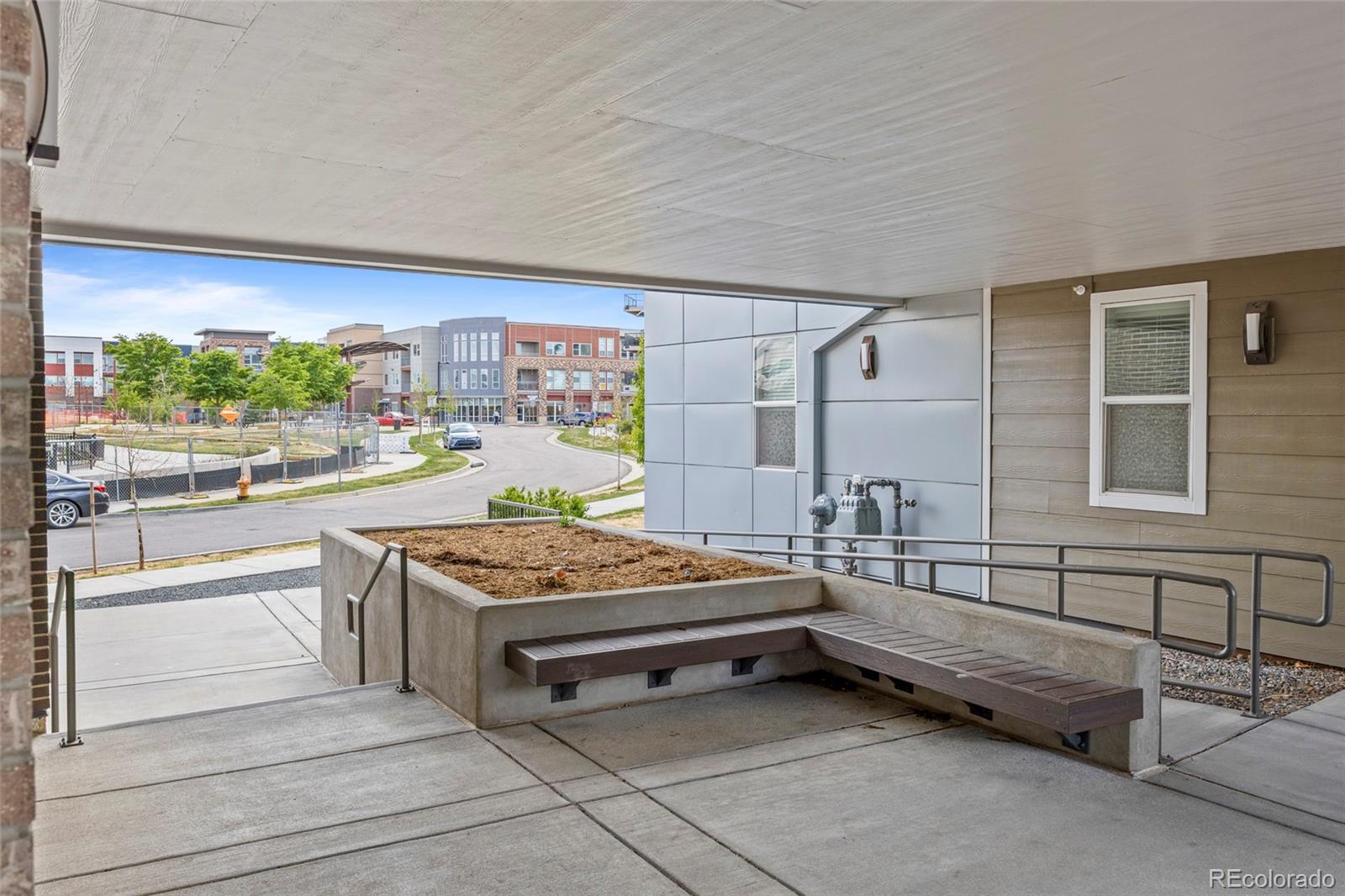 480 E Fremont Place 206