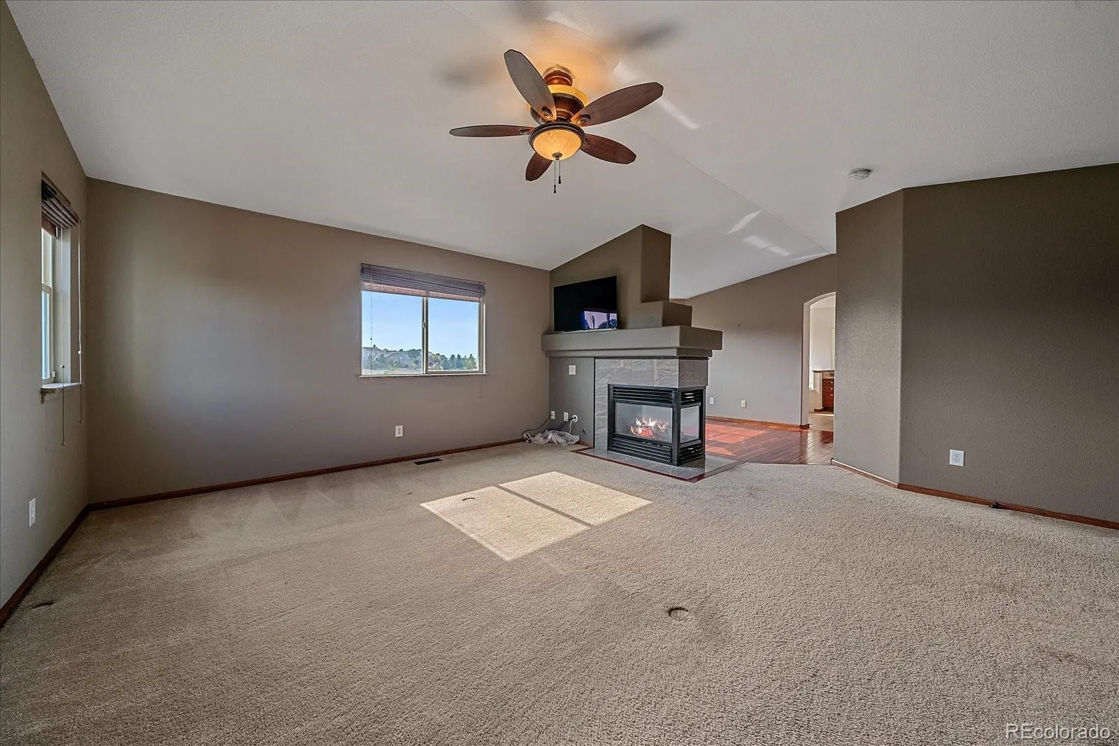 Erie, Colorado 80516, United States, 3 Bedrooms Bedrooms, ,3 BathroomsBathrooms,Residential,Pending,204942