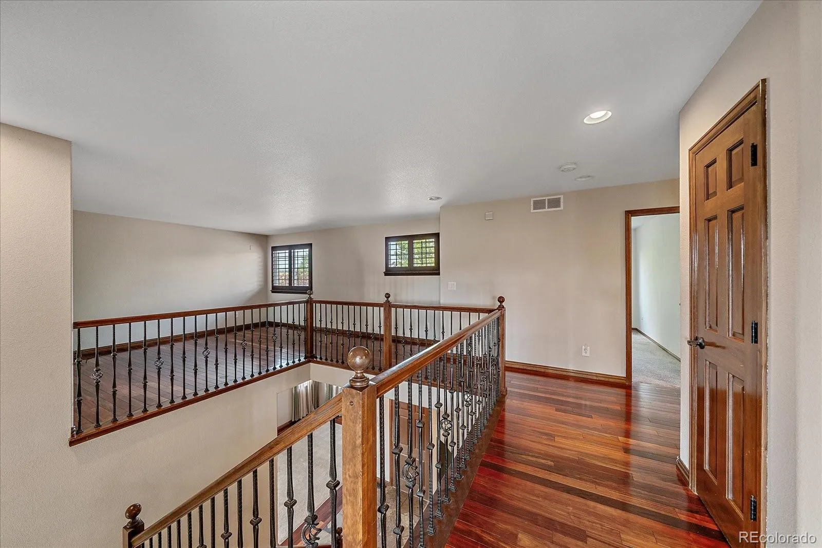 Erie, Colorado 80516, United States, 3 Bedrooms Bedrooms, ,3 BathroomsBathrooms,Residential,Pending,204942