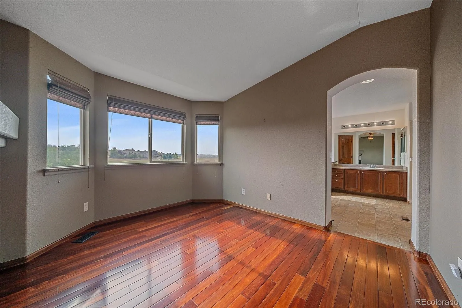 Erie, Colorado 80516, United States, 3 Bedrooms Bedrooms, ,3 BathroomsBathrooms,Residential,Pending,204942