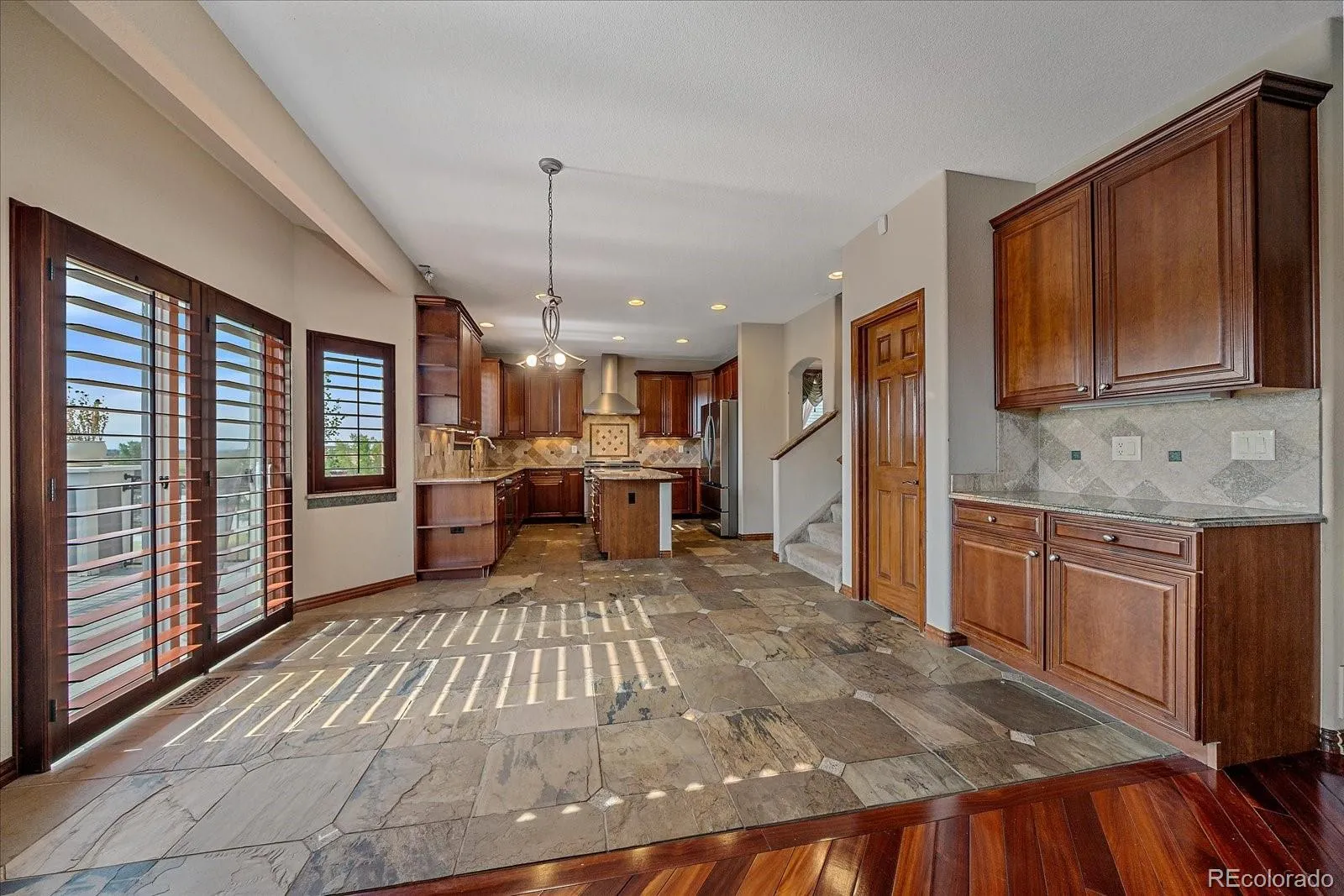 Erie, Colorado 80516, United States, 3 Bedrooms Bedrooms, ,3 BathroomsBathrooms,Residential,Pending,204942