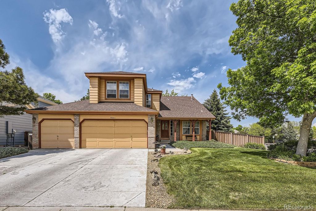 Photo of 9001 W Chatfield Drive, Littleton, CO 80128 (MLS # 8808987)