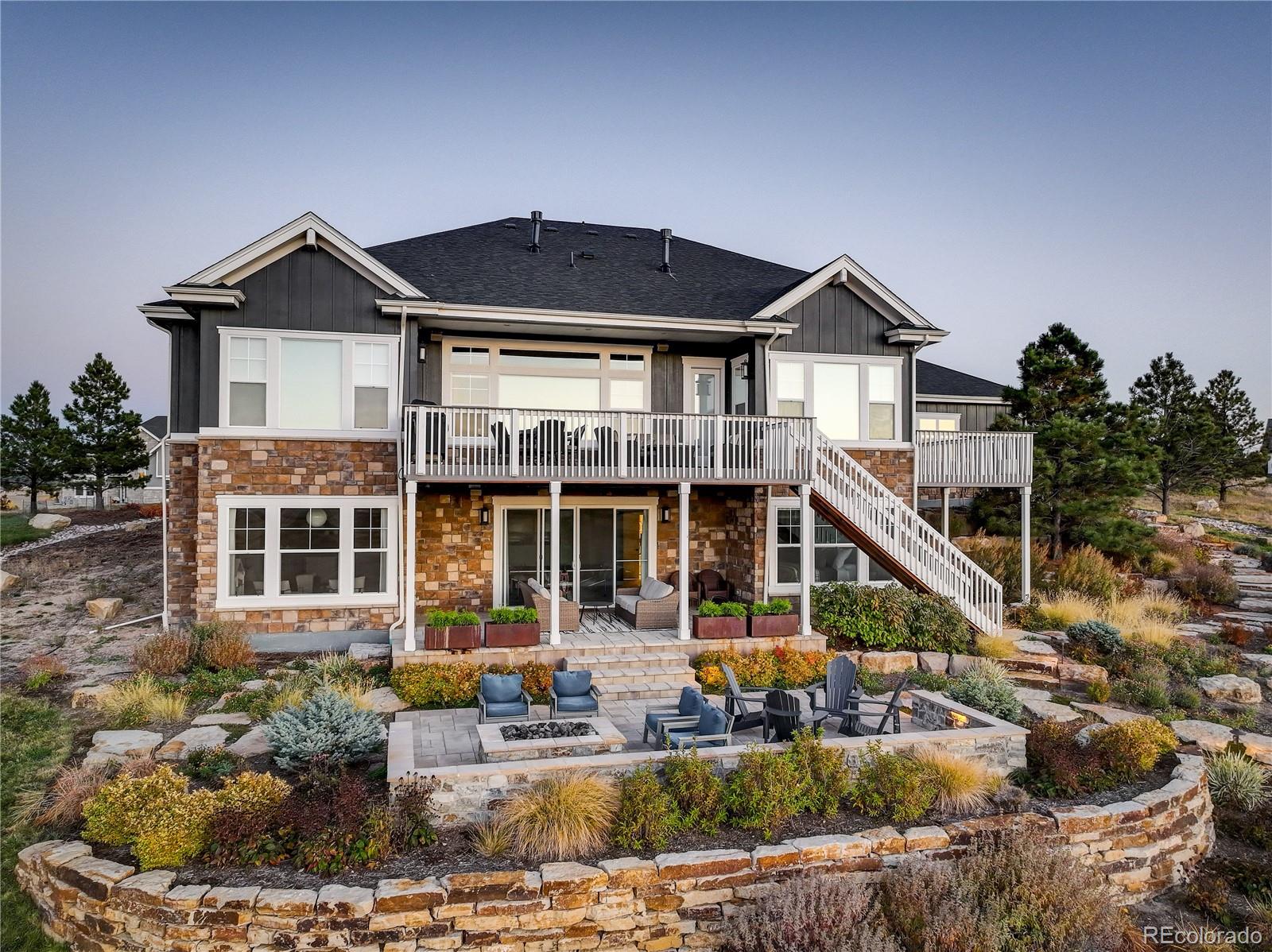 8980 Red Primrose Street