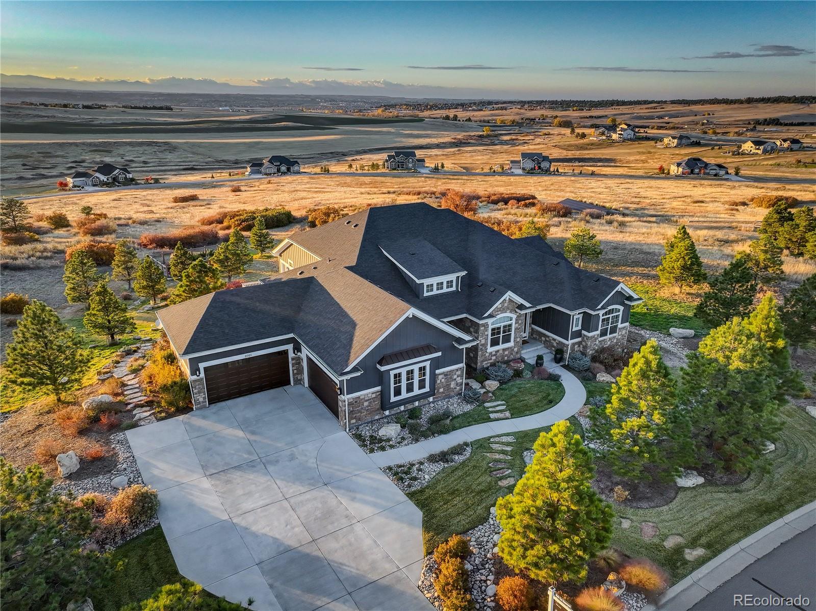 8980 Red Primrose Street