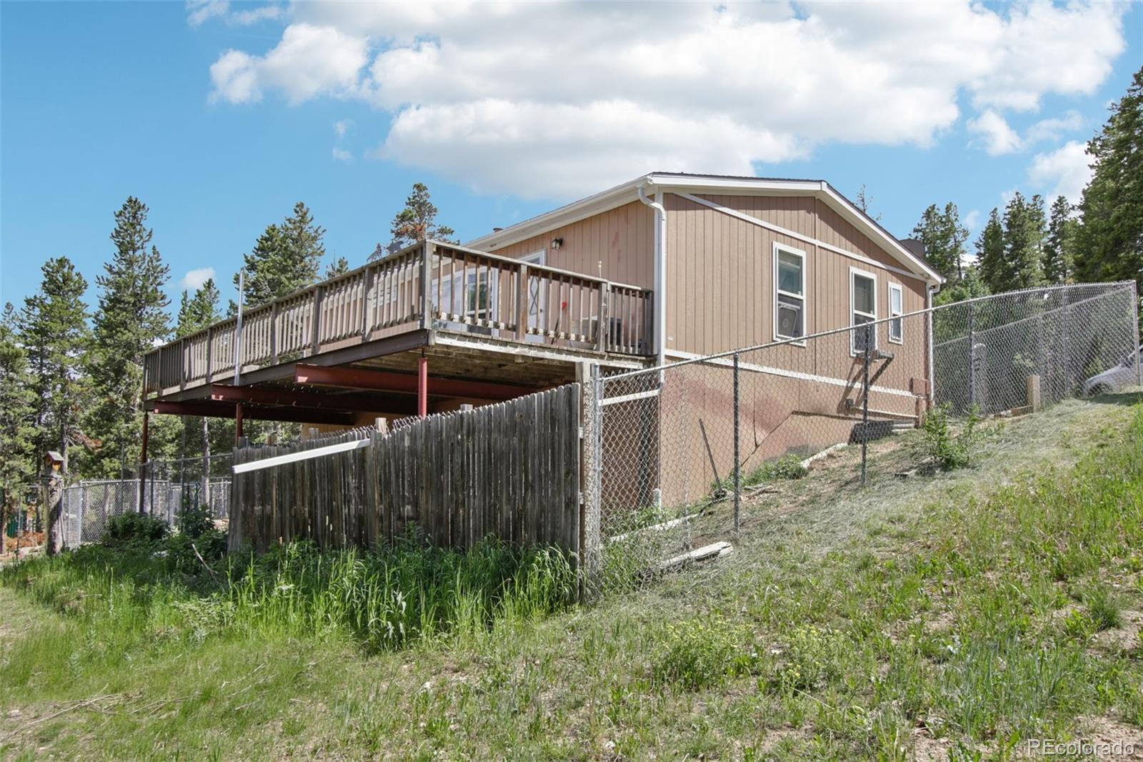 81 Atlantis Drive