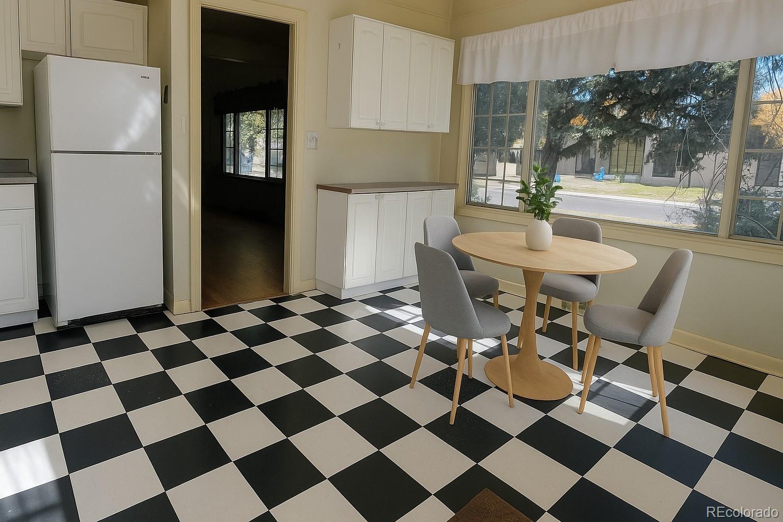 865 Brentwood Street