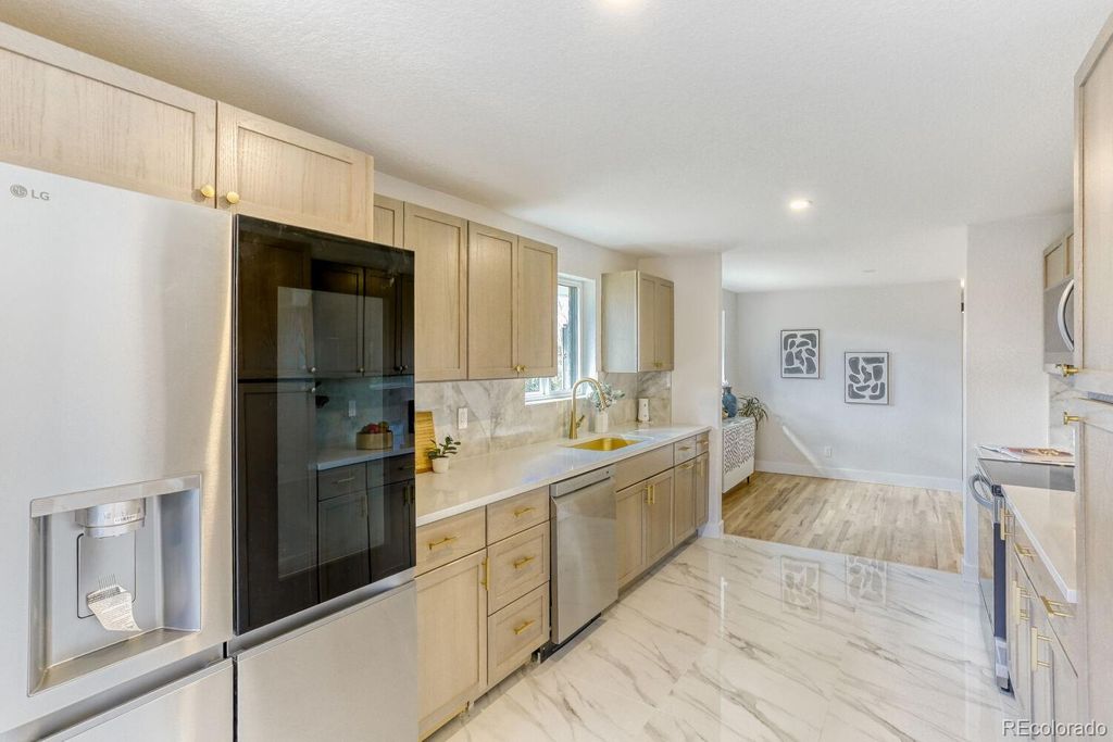 Photo of 6695 S Ogden Street, Centennial, CO 80121 (MLS # 6939001)