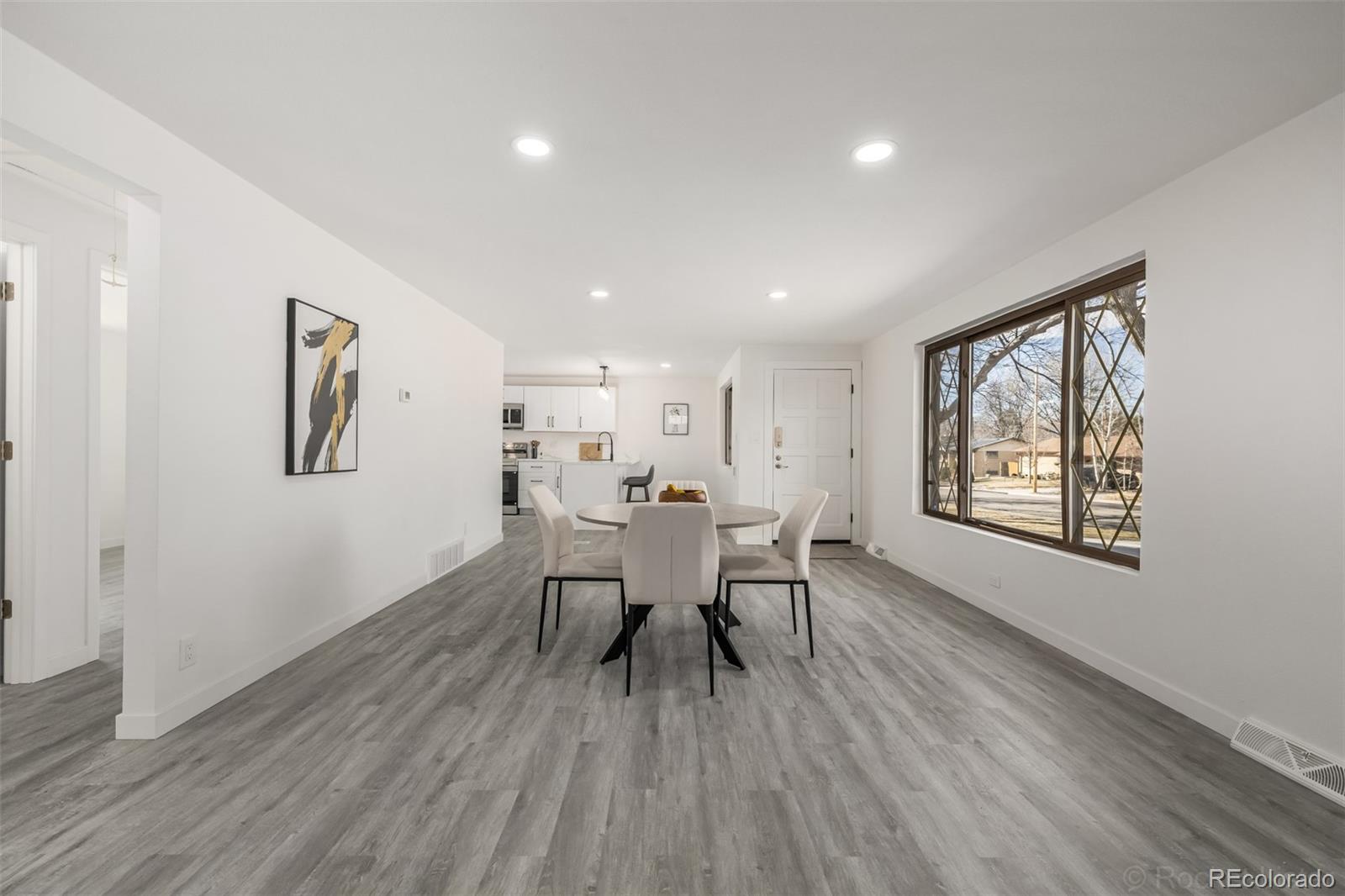 6080 Brentwood Street