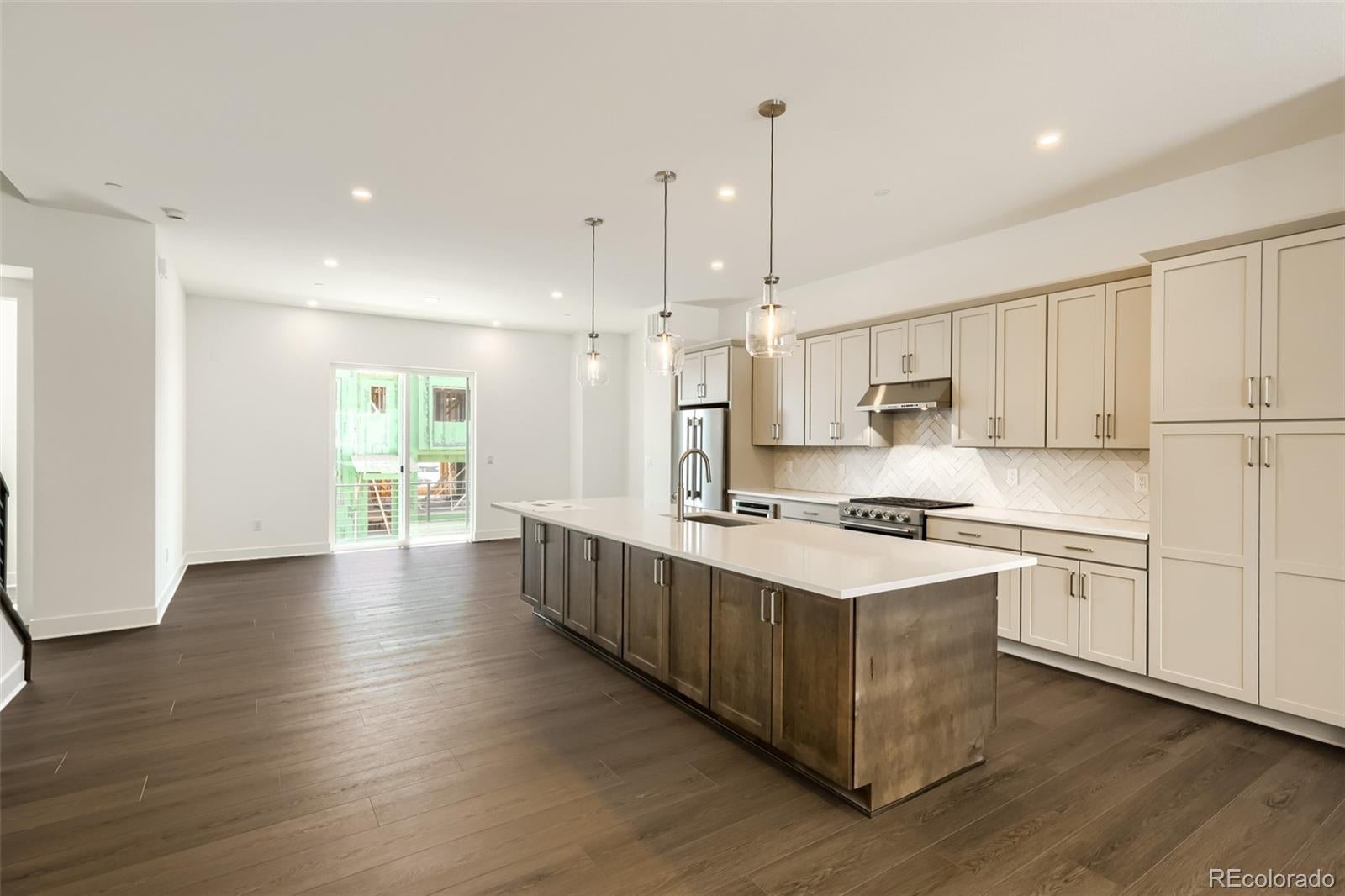 2577 Trail Lane