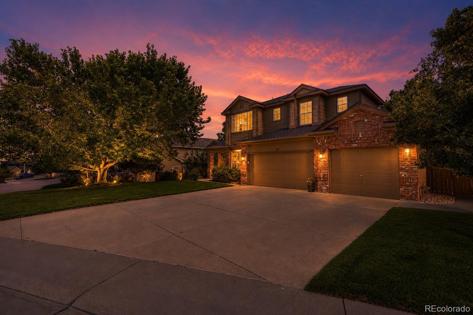10119 Knoll Circle