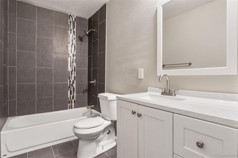 901 Racine Street Aurora CO 80011