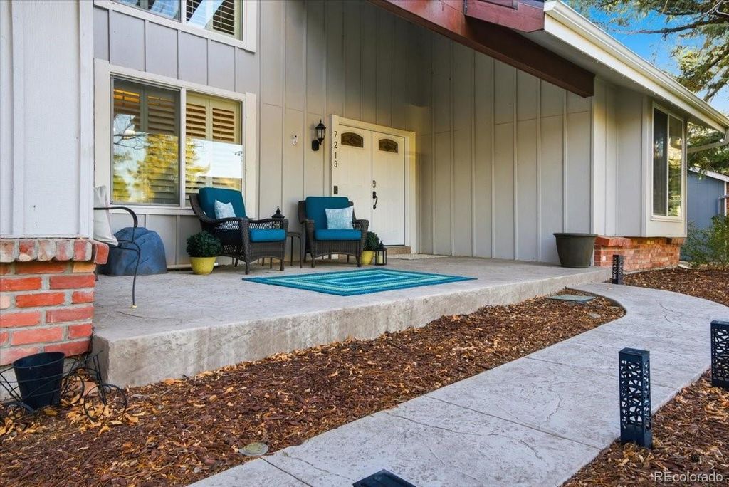 Photo of 7213 S Harrison Way, Littleton, CO 80122 (MLS # 4804575)