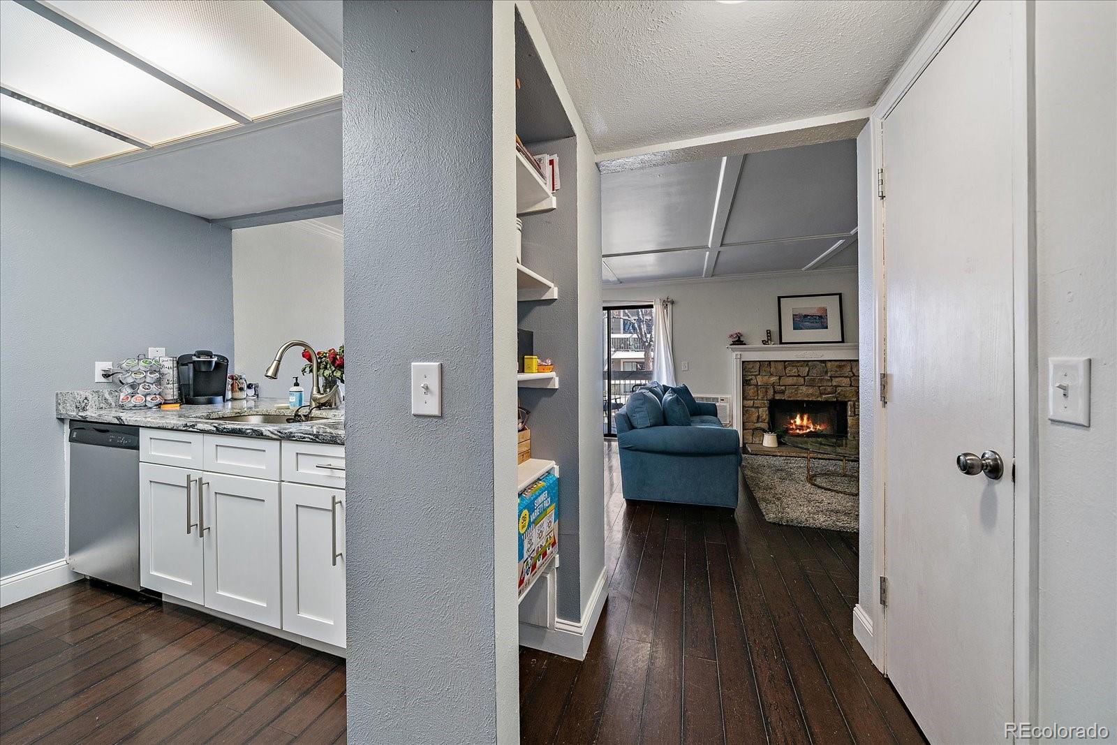 4896 S Dudley Street 5-5