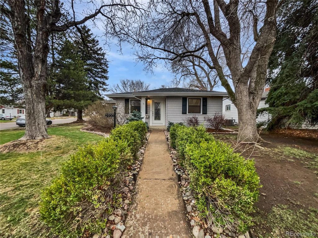 Photo of 2900 S Downing Street, Englewood, CO 80113 (MLS # 1993372)