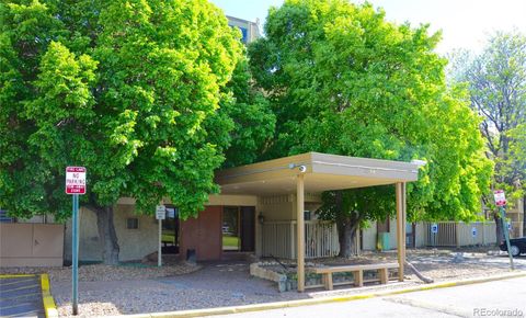 Photo of 1304 S Parker Road #240, Denver, CO 80231 (MLS # 6586850)