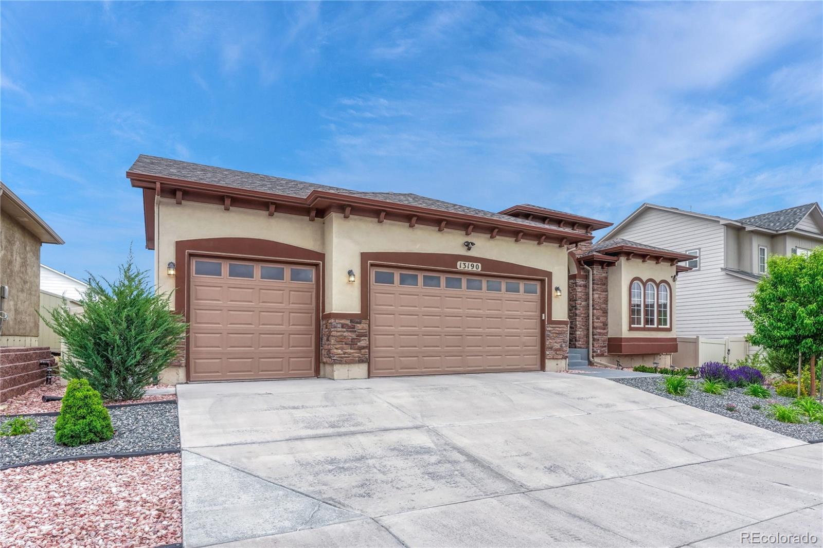13190 Stone Peaks Way