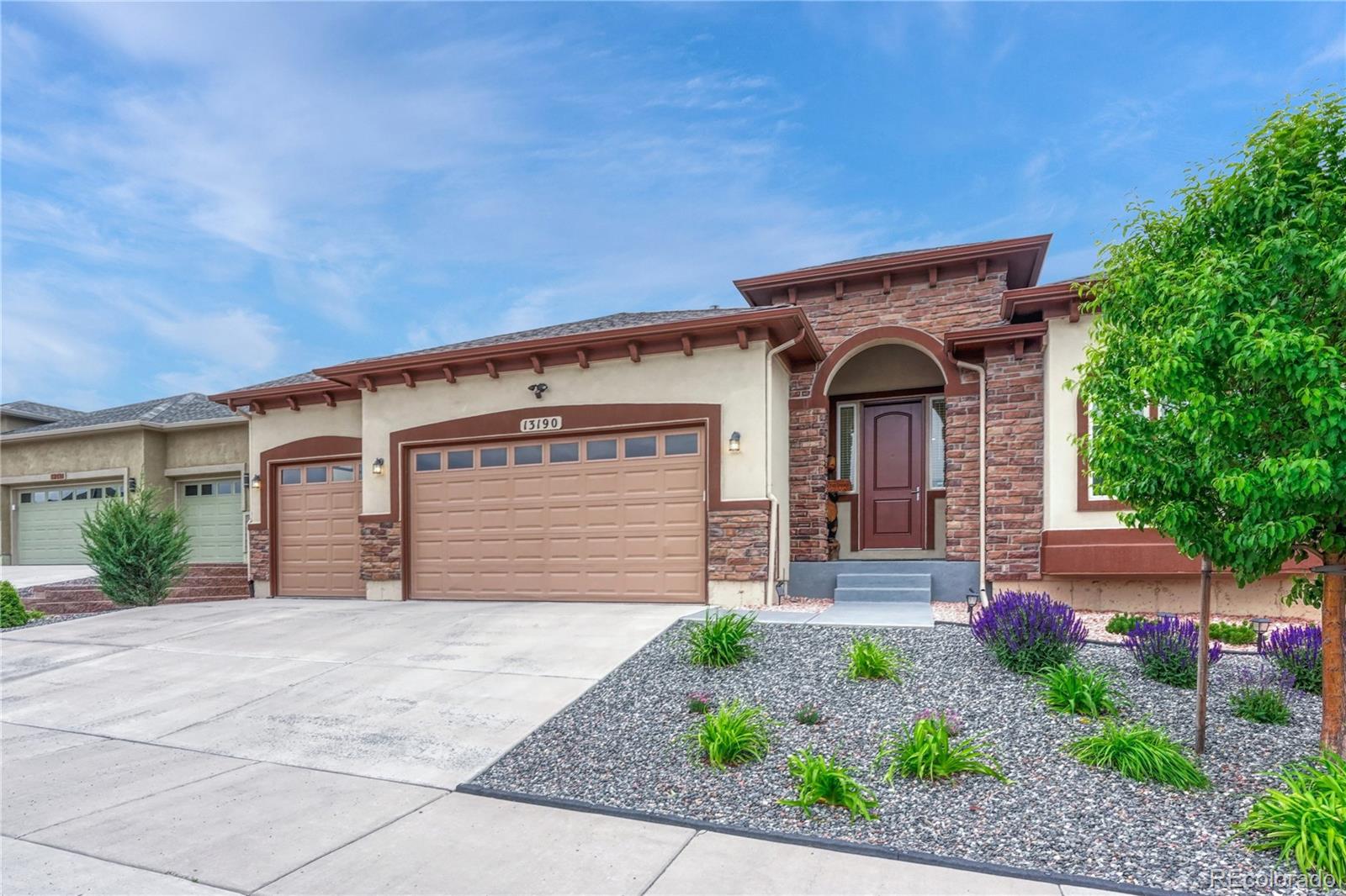13190 Stone Peaks Way