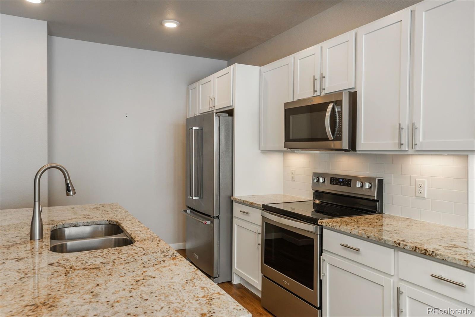 460 E Fremont Place 309