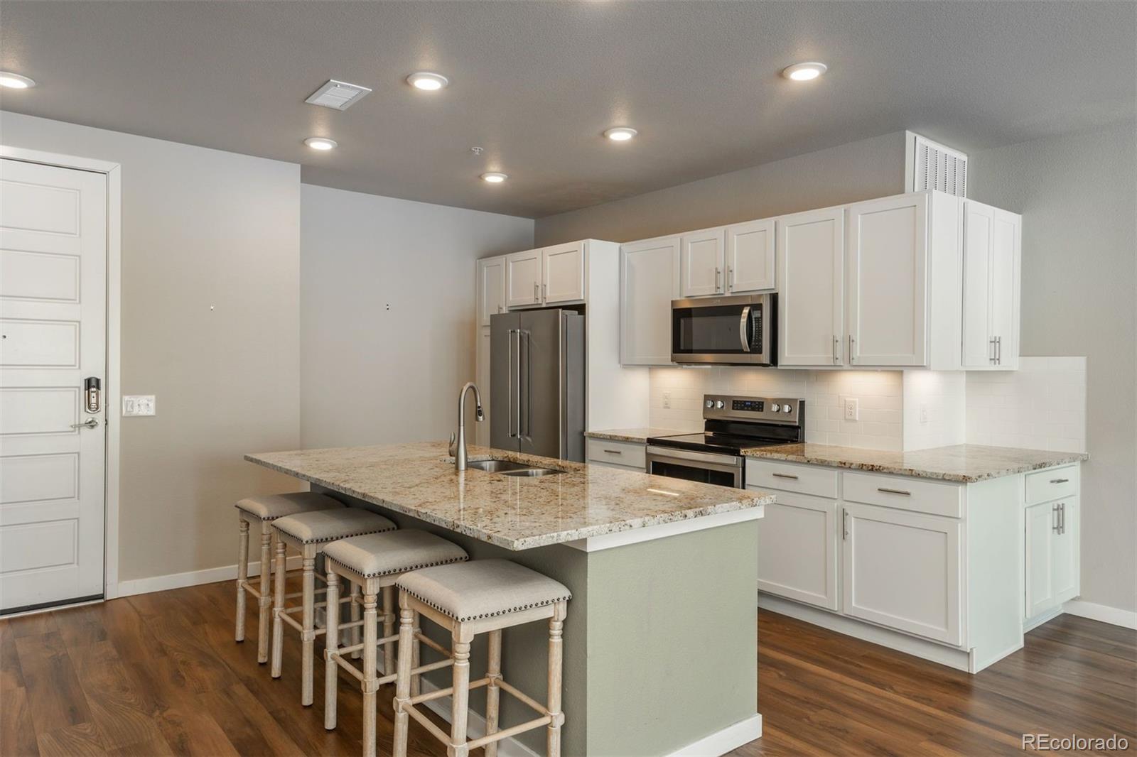 460 E Fremont Place 309