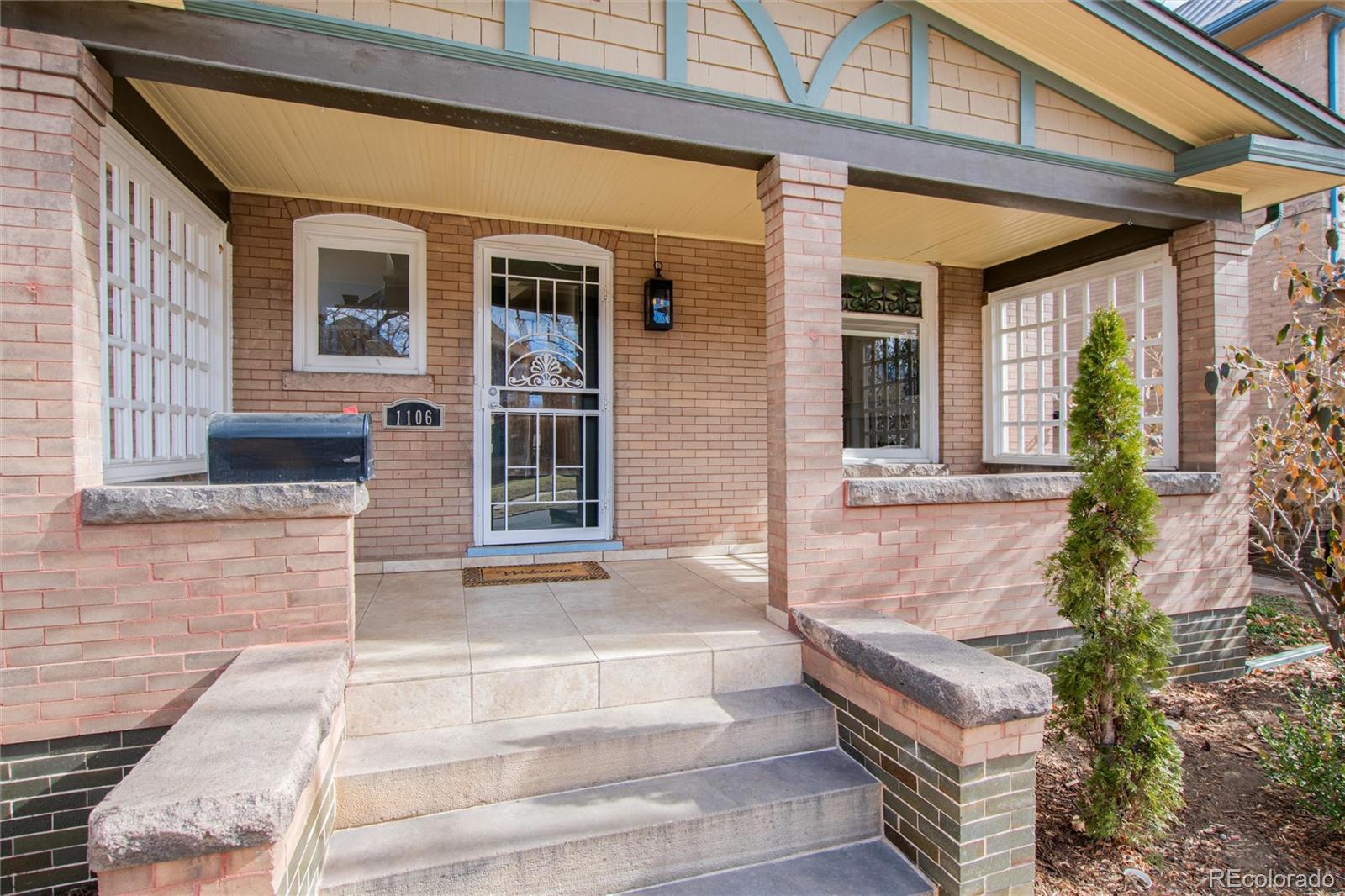 1106 Steele Street