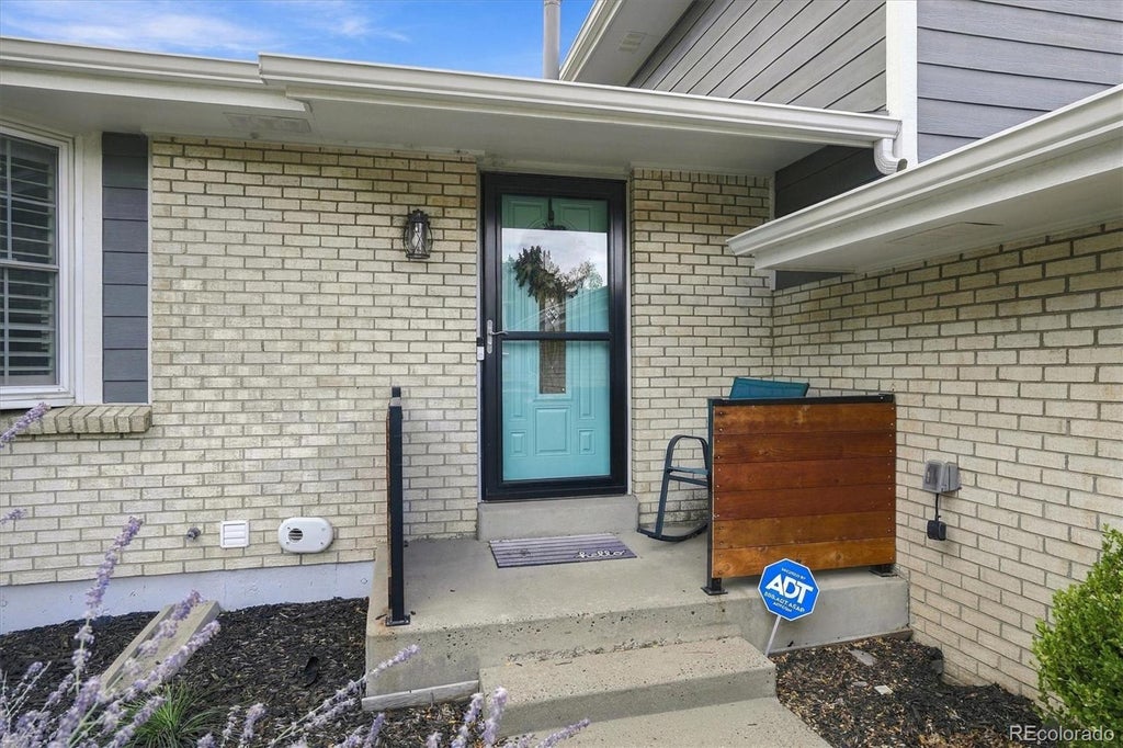 Photo of 1406 S Routt Way, Lakewood, CO 80232 (MLS # 2365704)