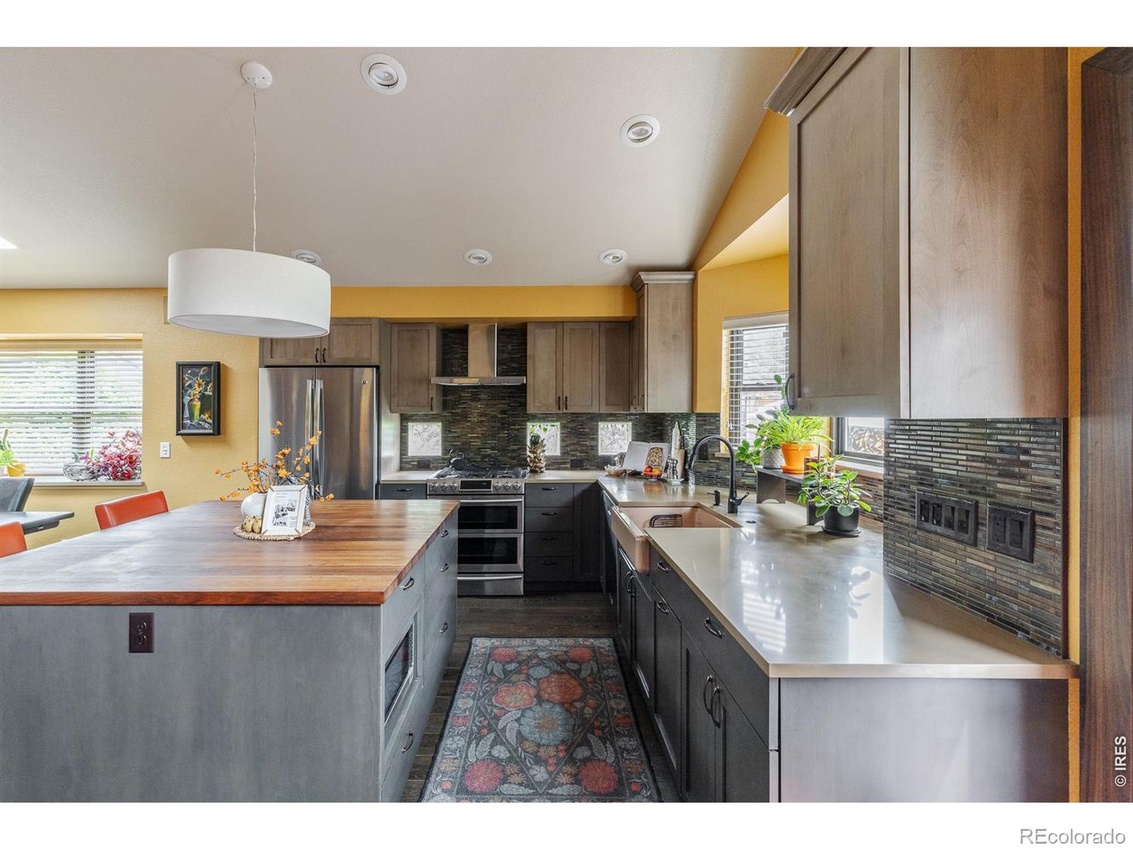 8036 James Court
