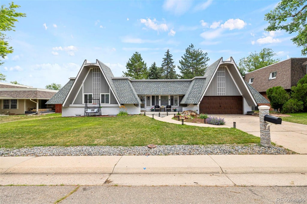 Photo of 6902 S Lamar Street, Littleton, CO 80128 (MLS # 1605949)