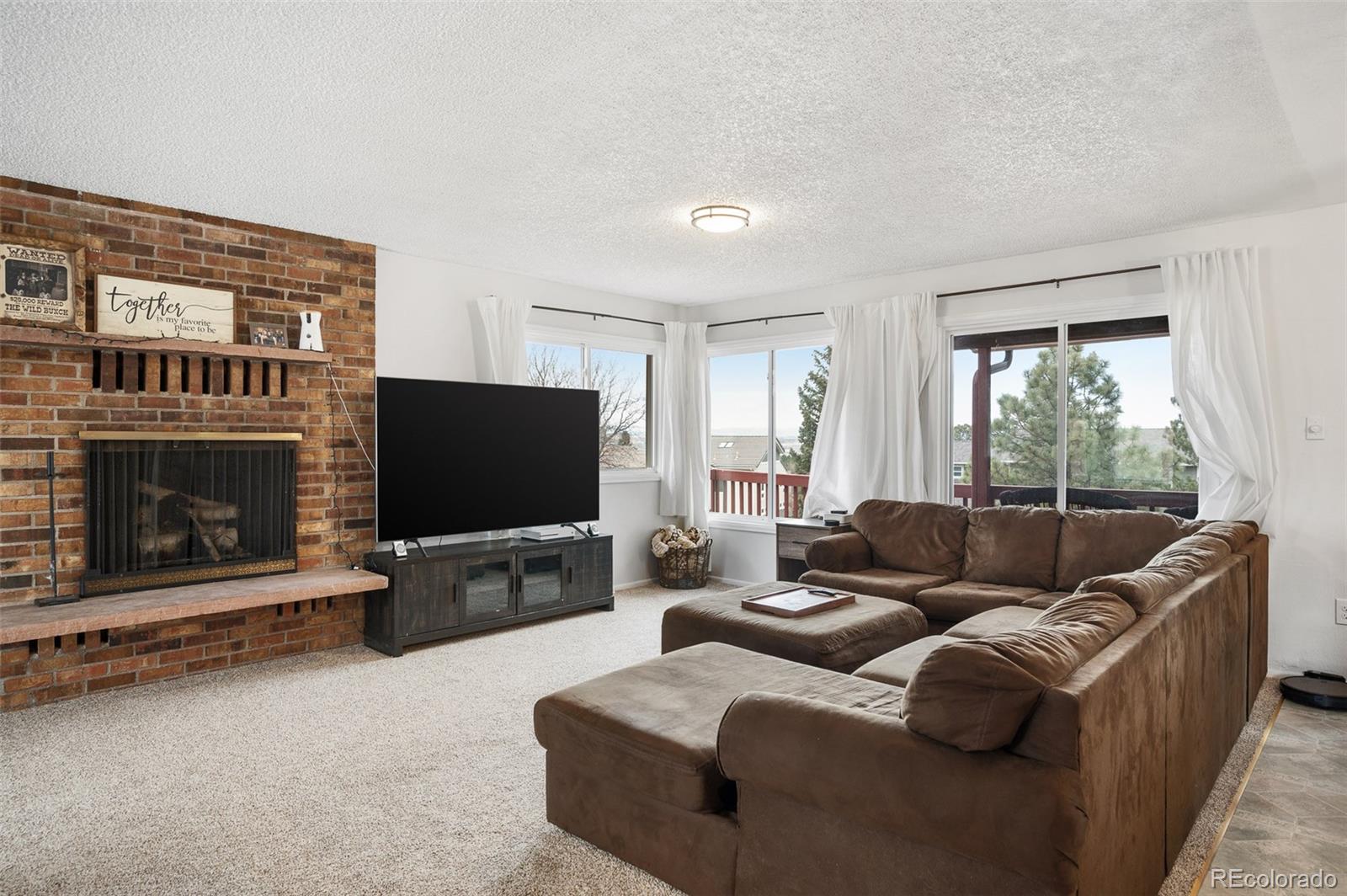 8677 Thunderbird Circle