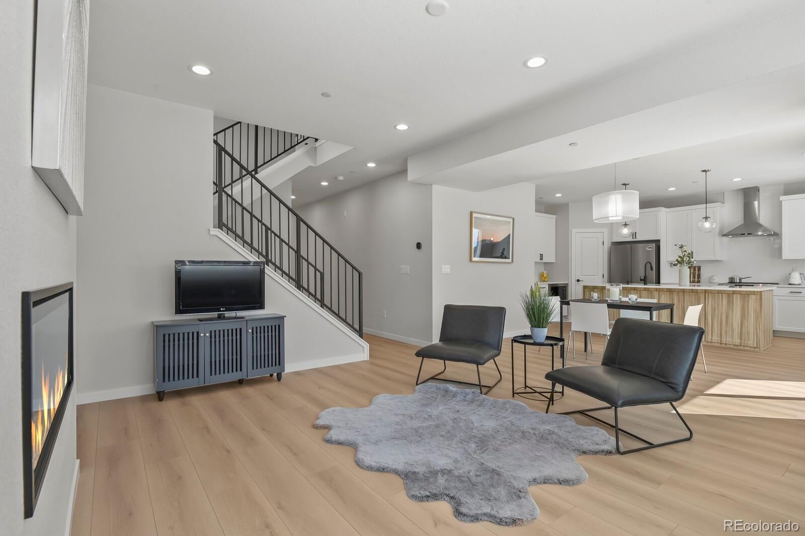 106 Cayauga Way