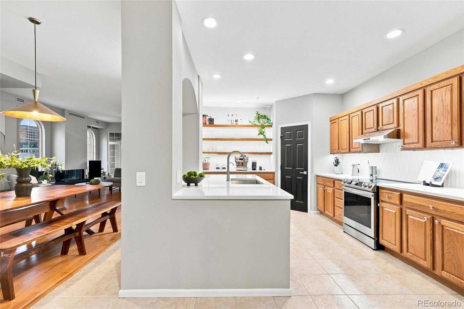 1100 Cherokee Street 502