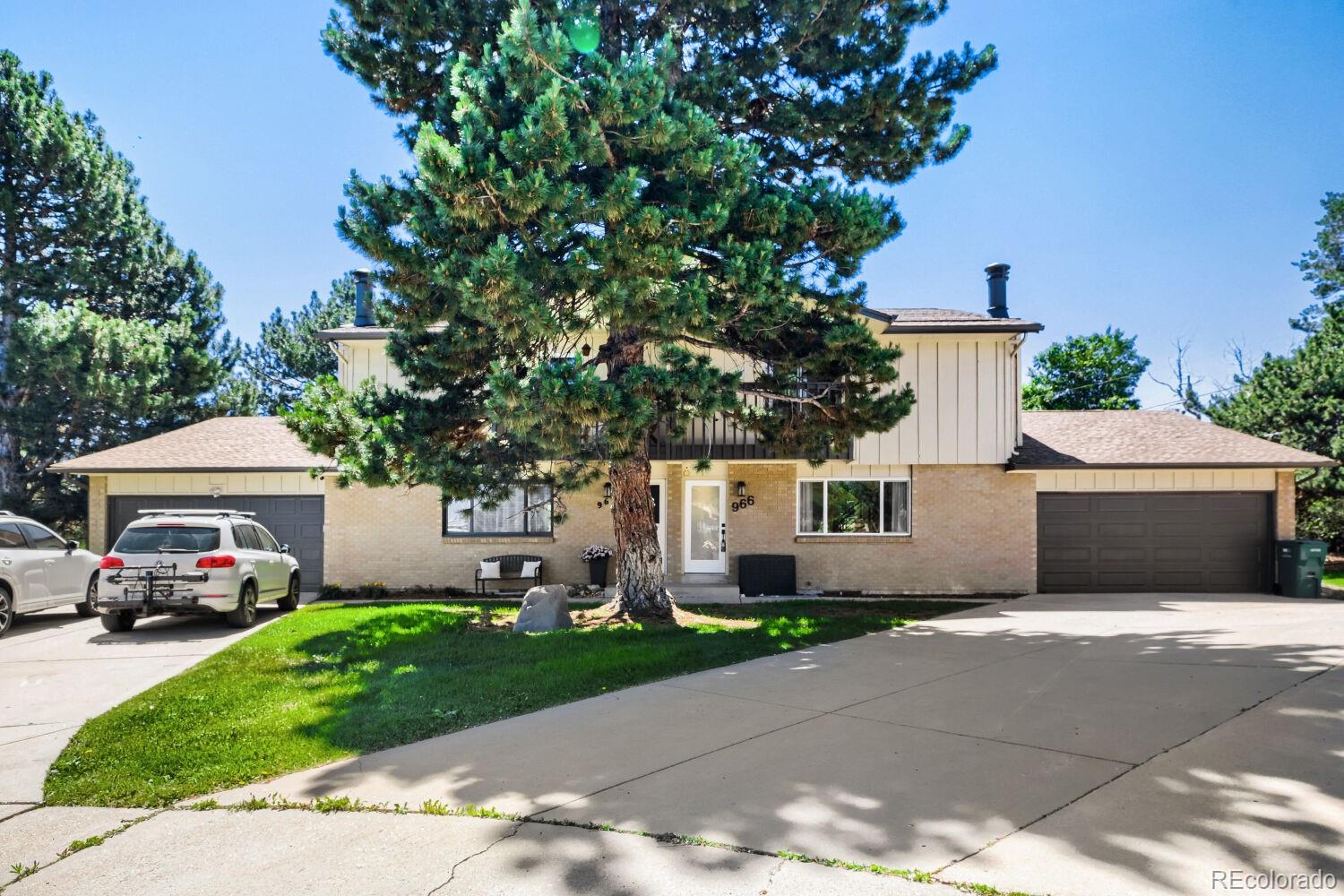 966 Welch Court