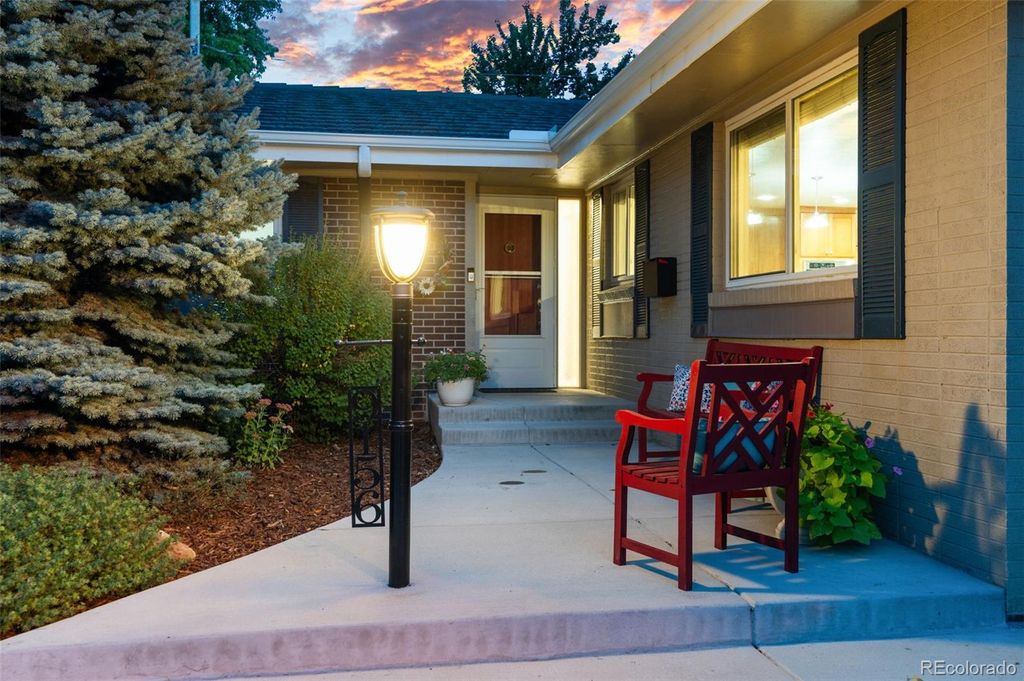 Photo of 9156 E Stanford Place, Greenwood Village, CO 80111 (MLS # 5469022)