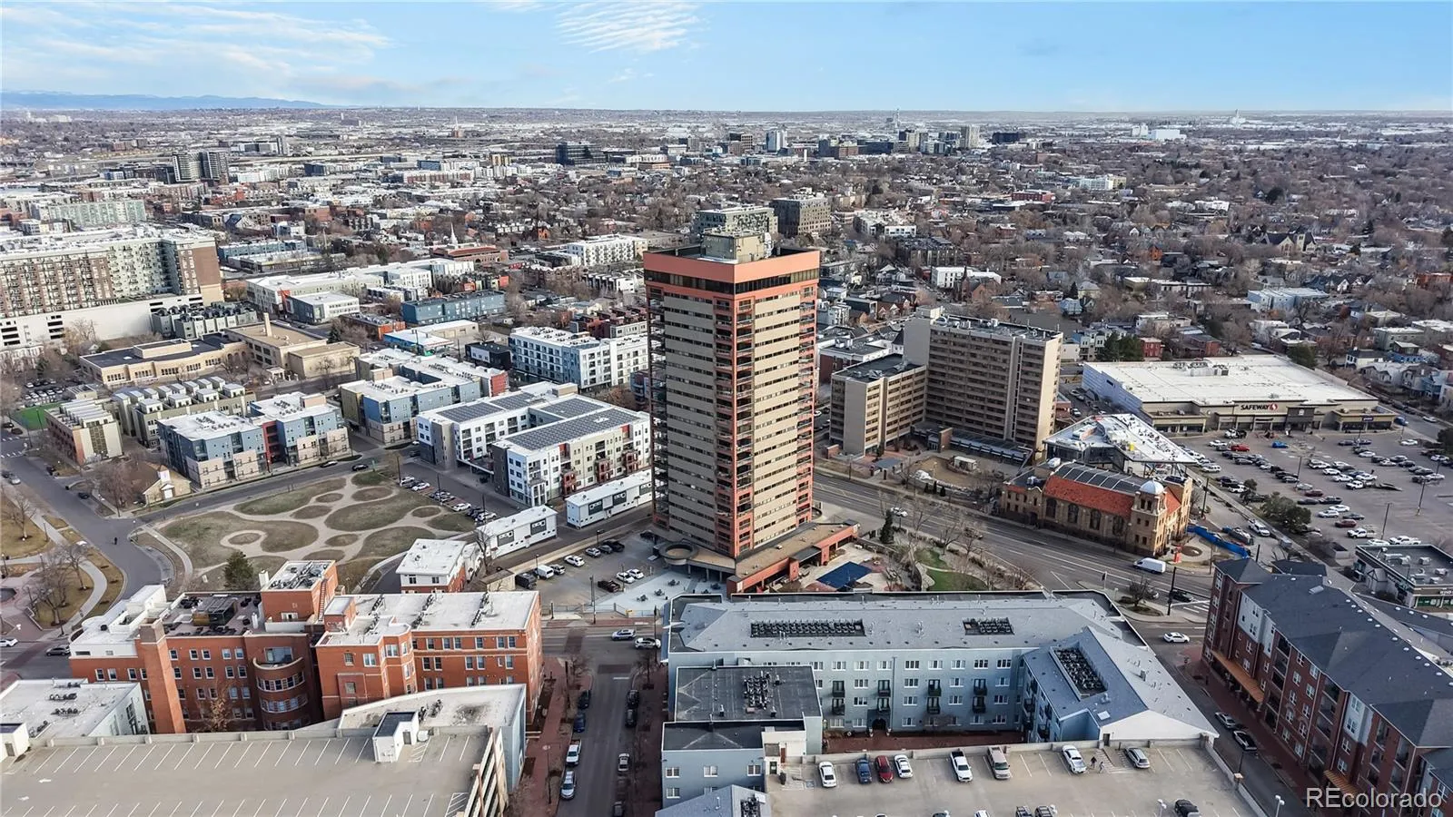 Denver, Colorado 80205, United States, 1 Bedroom Bedrooms, ,1 BathroomBathrooms,Residential,Active,86714